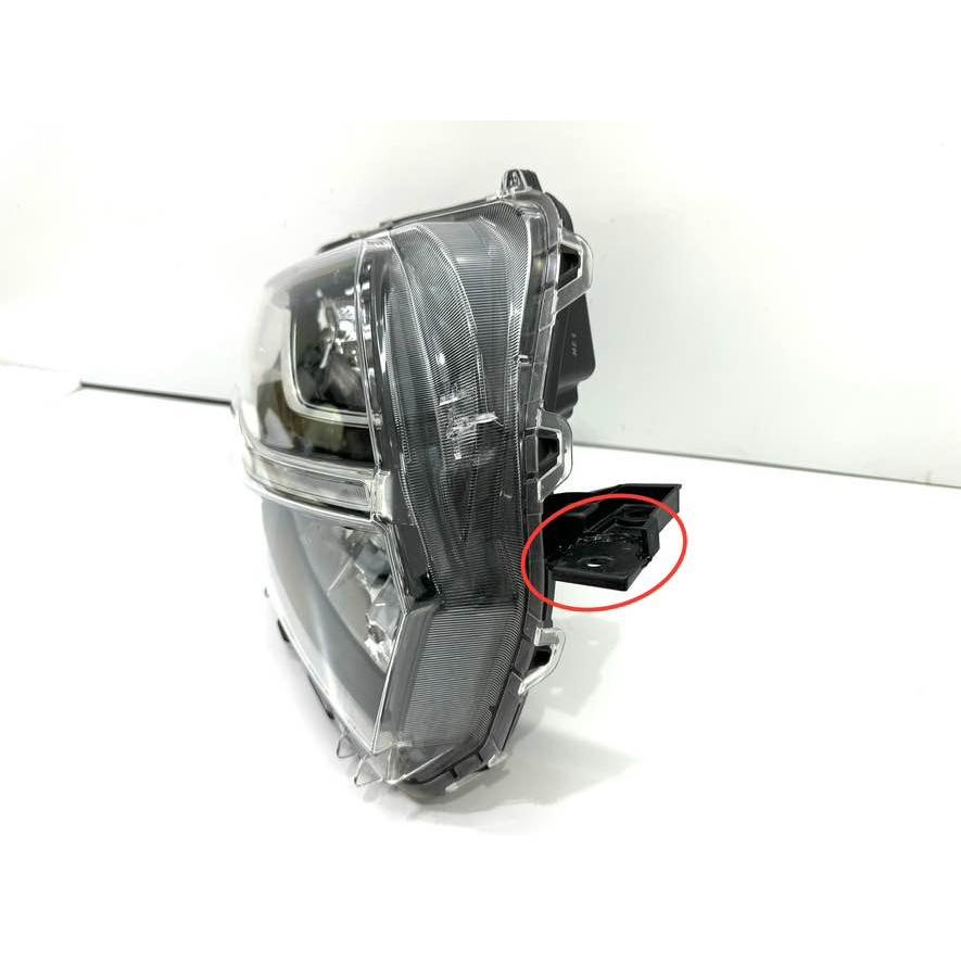 タントカスタム　LEDヘッドライト右です ☆レンズ綺麗☆ ダイハツ タントカスタム LA650S LA660S 純正 右