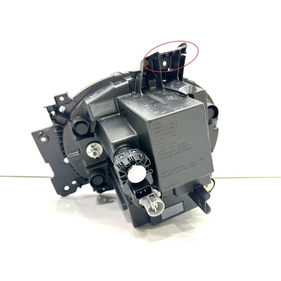 スズキ ワゴンRスマイル MX91S ヘッドランプ 右 STANLEYW6079 スズキ