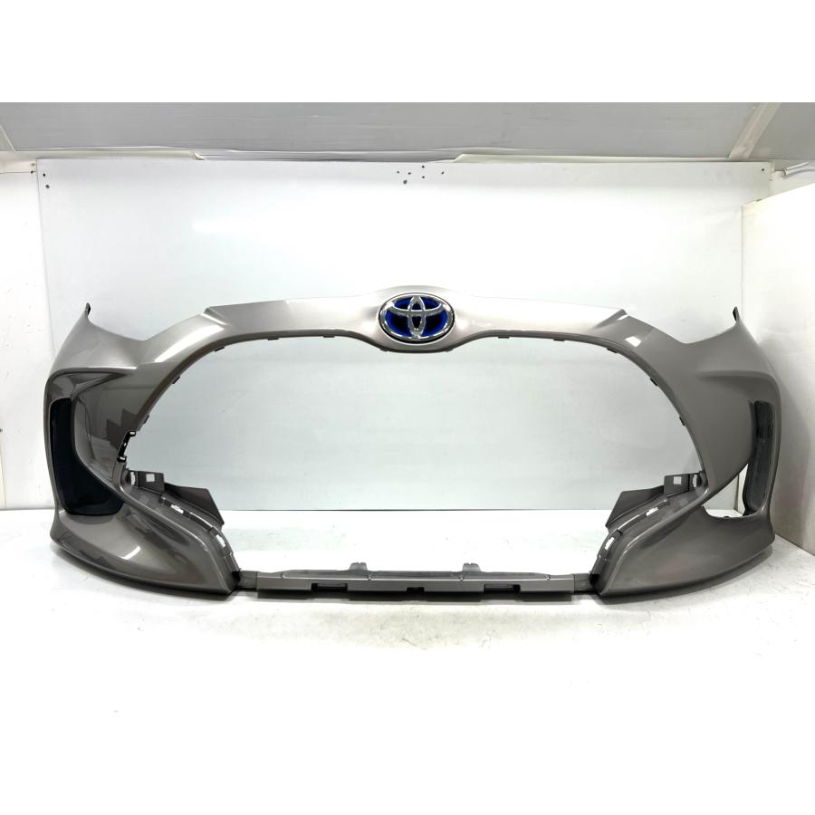 トヨタ ヤリス GXPA10 MXPA15 純正 フロントバンパー 52119-52E70