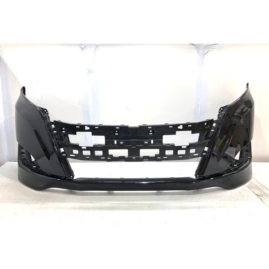 Rioページです。 ヴォクシー DBA-ZRR70G フロントバンパー 52119-28F70-C0 (Mogee
