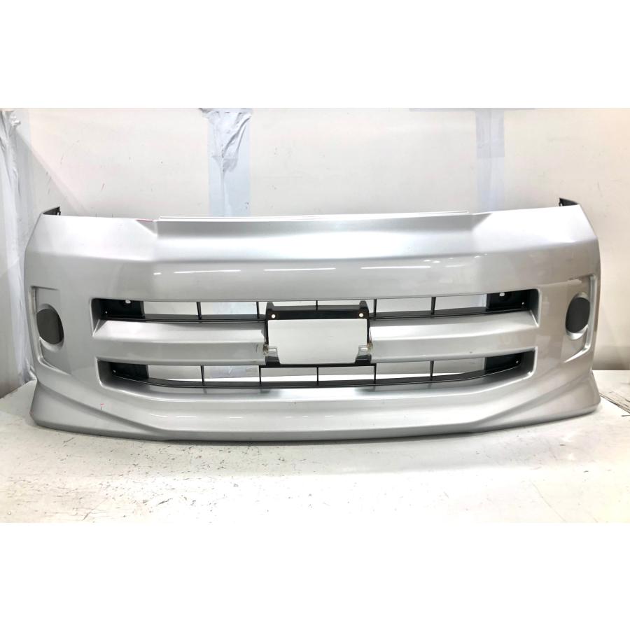 ６０ヴォクシー AZR60G フロントバンパー トヨタ ヴォクシー AZR60/AZR65 後期 純正 フロントバンパー 52119
