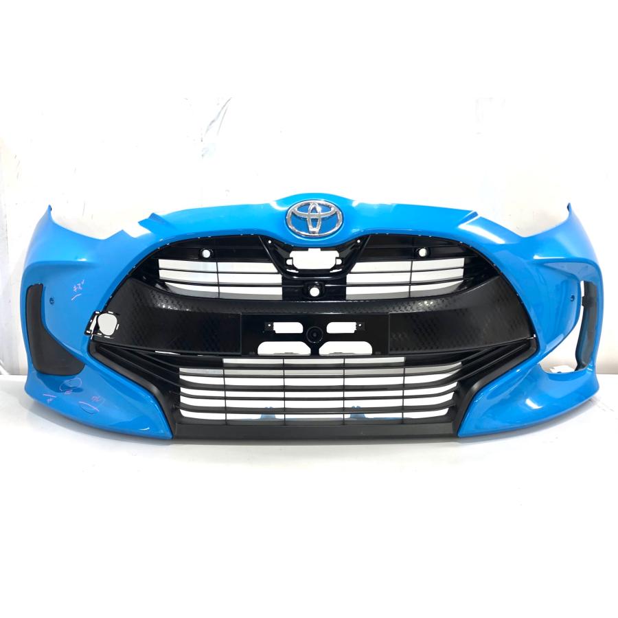 トヨタ　ヤリス　MXPA10/KSP210 後期純正フロントグリル トヨタ ヤリス MXPA10/MXPA15 純正 フロントバンパー〈グリル付〉52119