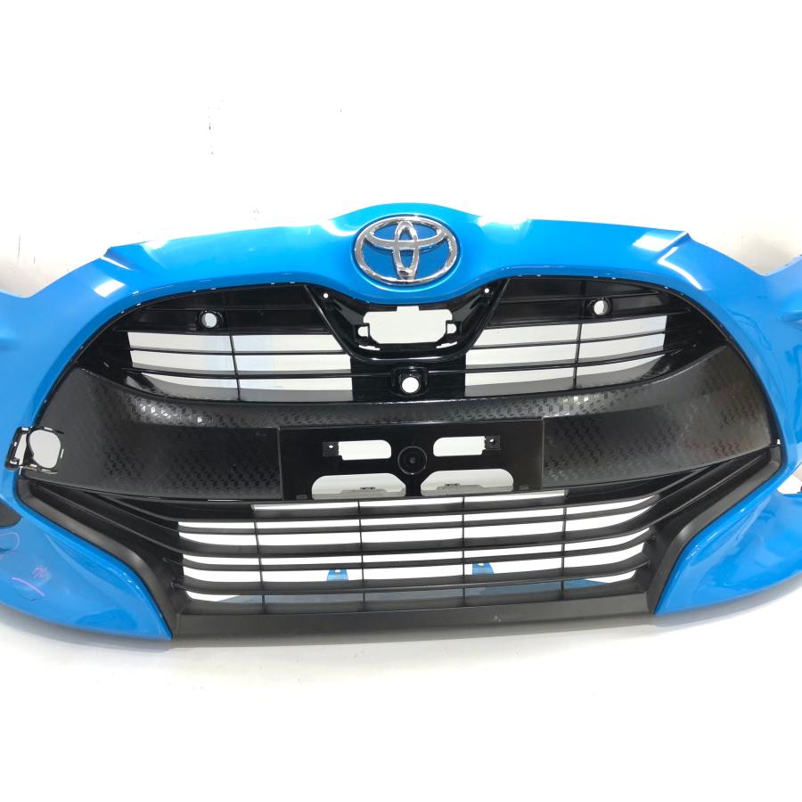 トヨタ ヤリス MXPA10/MXPA15 純正 フロントバンパー〈グリル付〉52119