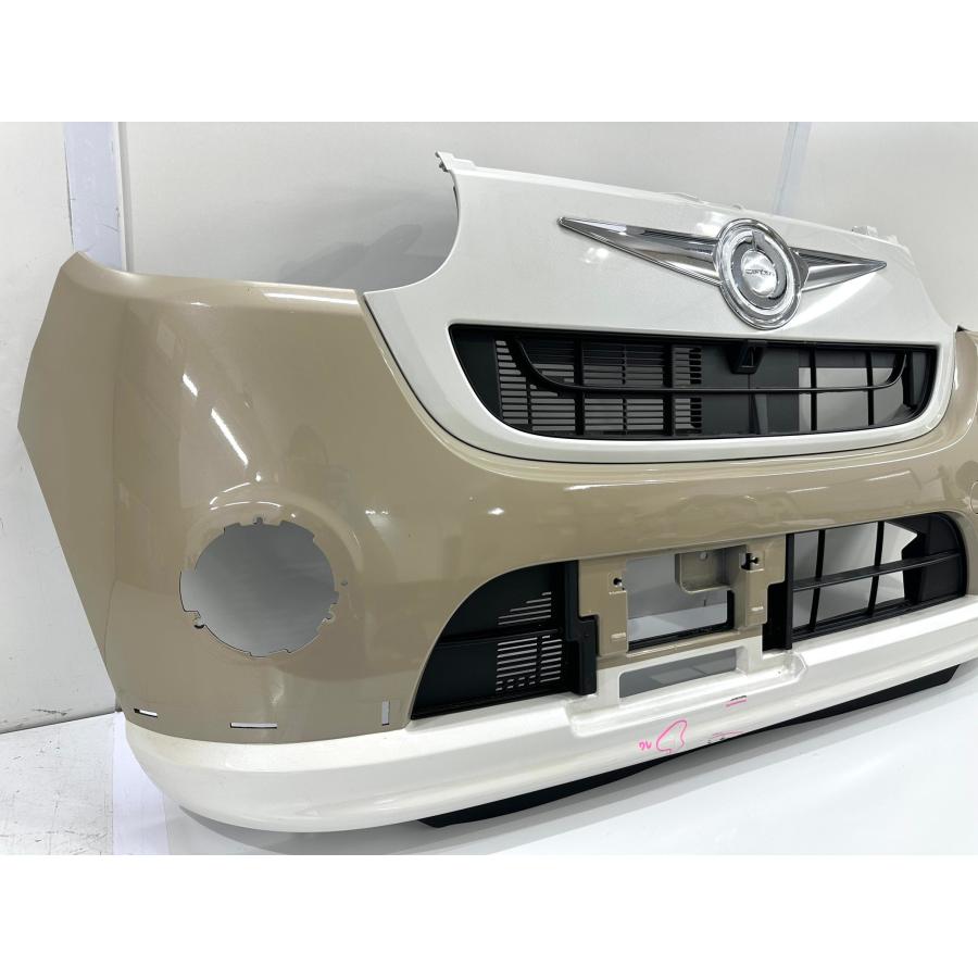 ムーヴキャンバス LA800S/LA810S 純正フロントバンパー・OPエンブレム