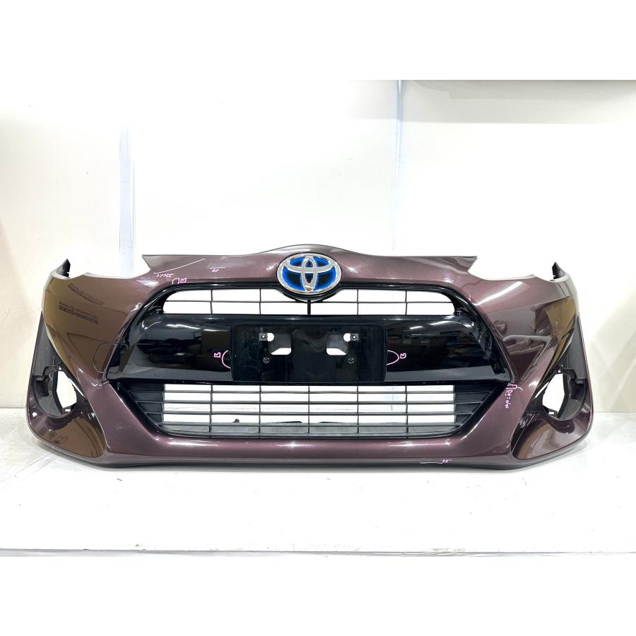 アクア NHP10 中期 純正フロントバンパー 小豆色 52119-52A10 （B44-63