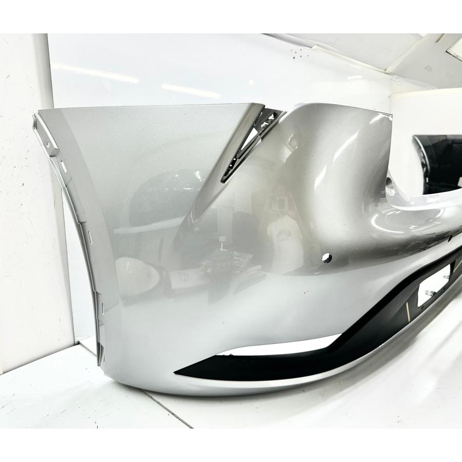 トヨタ プリウス MXWH60 純正 リアバンパー 52159-47230 シルバーメタ
