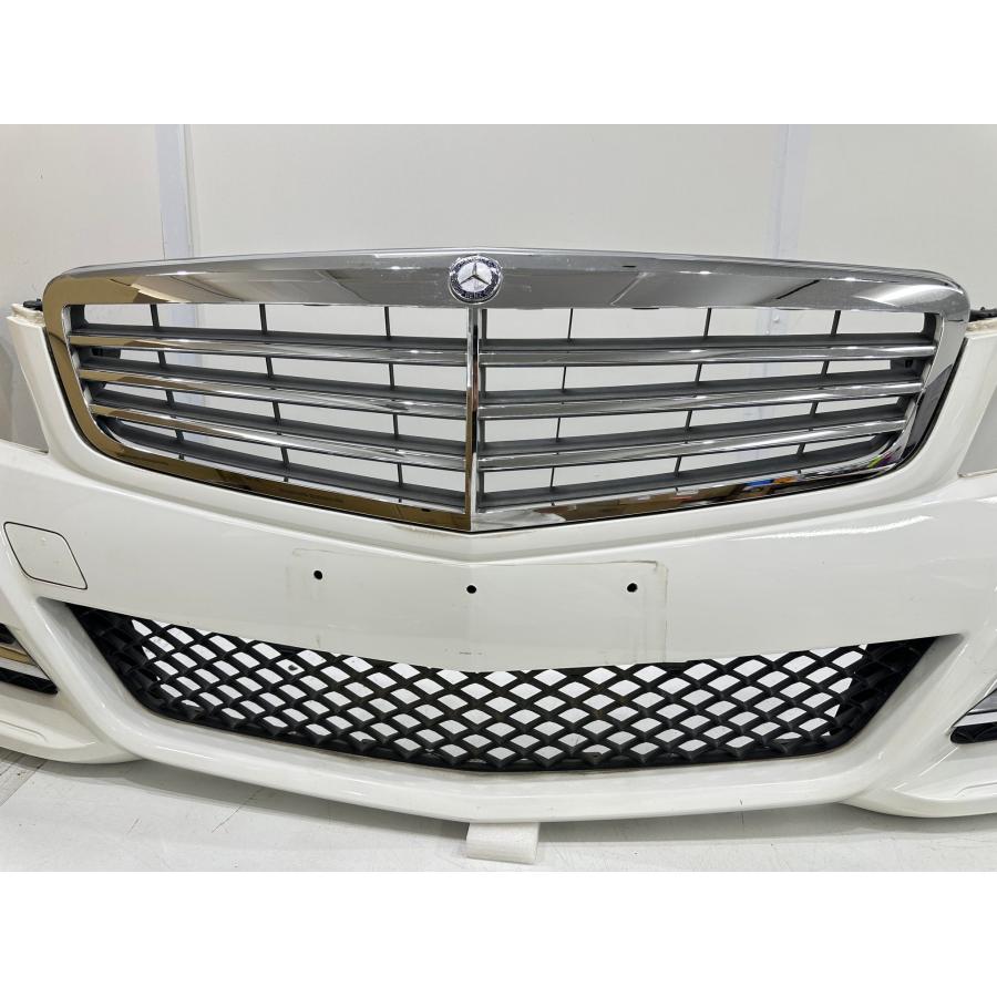 ベンツ　W204 後期　フロントグリル　Cクラスワゴン　純正 ☆送料無料☆ ベンツ Cクラス AMG C63 W204 後期 純正 フロントグリル