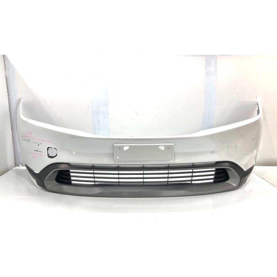 トヨタ プリウス ZVW60/MXWH60 純正 フロントバンパー〈ロア付〉52119