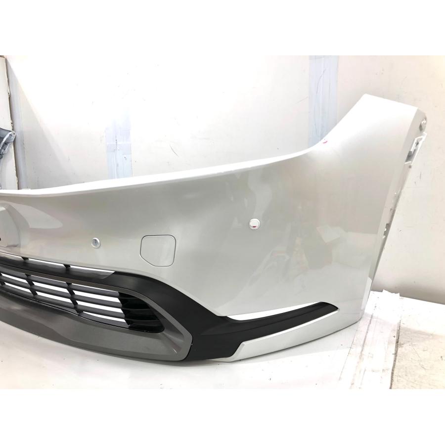 トヨタ プリウス ZVW60/MXWH60 純正 フロントバンパー〈ロア付〉52119