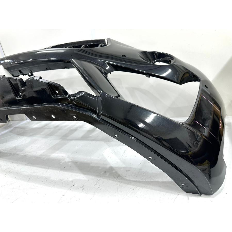 マセラティ/レヴァンテ 純正フロントバンパー 黒メタリック （B48-24