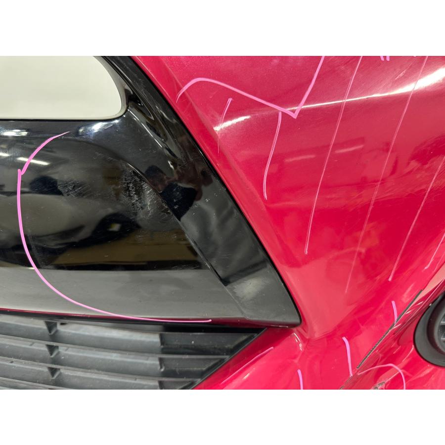 アクア NHP10 中期 純正フロントバンパー ピンク 52119−52A10 （B62