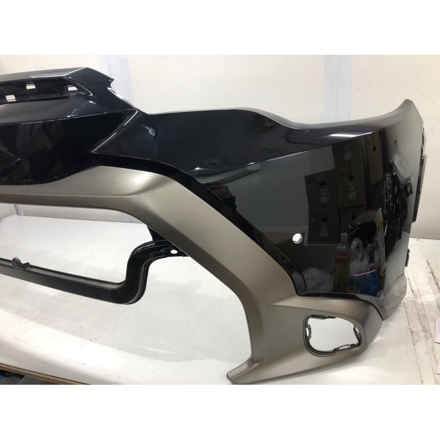 トヨタ カローラクロス ZSG10/ZVG11/15 純正 フロントバンパー 52119