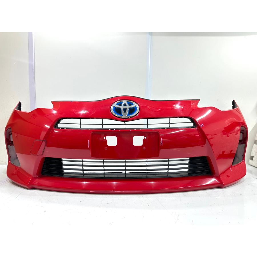 アクア NHP10 前期 純正フロントバンパー 赤 52119-52620 （B64-81