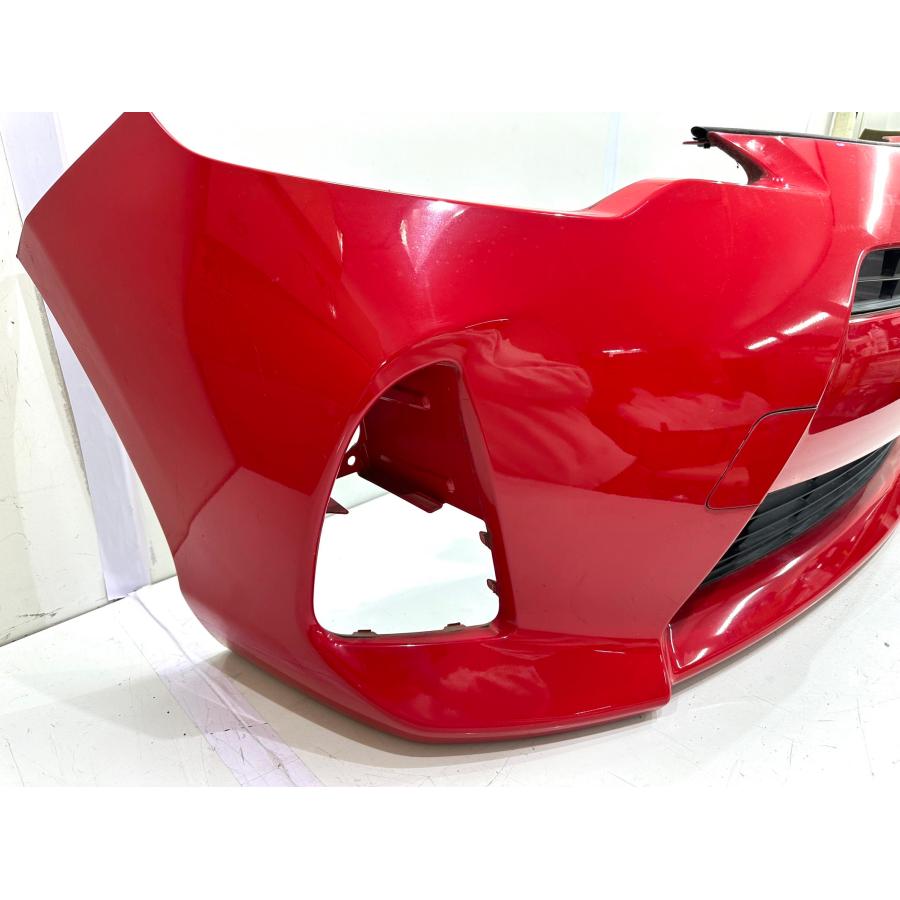 アクア NHP10 前期 純正フロントバンパー 赤 52119-52620 （B64-81