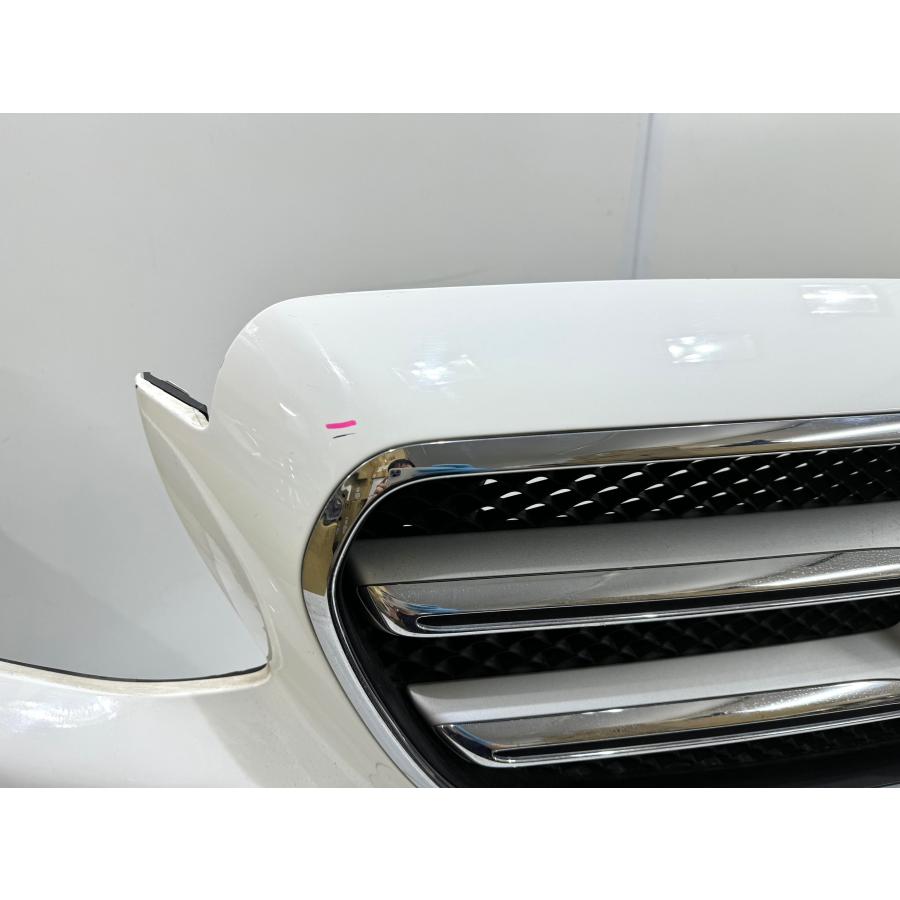 ベンツ W213 Eクラス 純正フロントバンパー 白ソリッド A2138850038