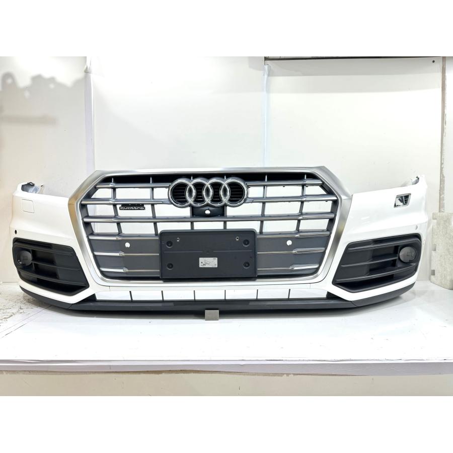 アウディ Q5 FY系 純正フロントバンパー 白ソリッド 80A807437  