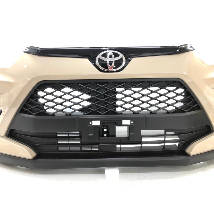 トヨタ ライズ　ホワイトバンパー 傷あり トヨタ ライズ ホワイトバンパー 傷あり ライズ バンパー