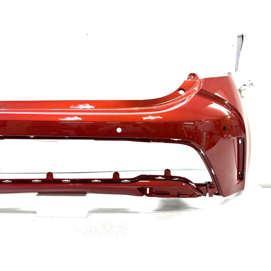 ☆未使用☆ トヨタ カローラスポーツ NRE210 ZWE211 純正 リアバンパー