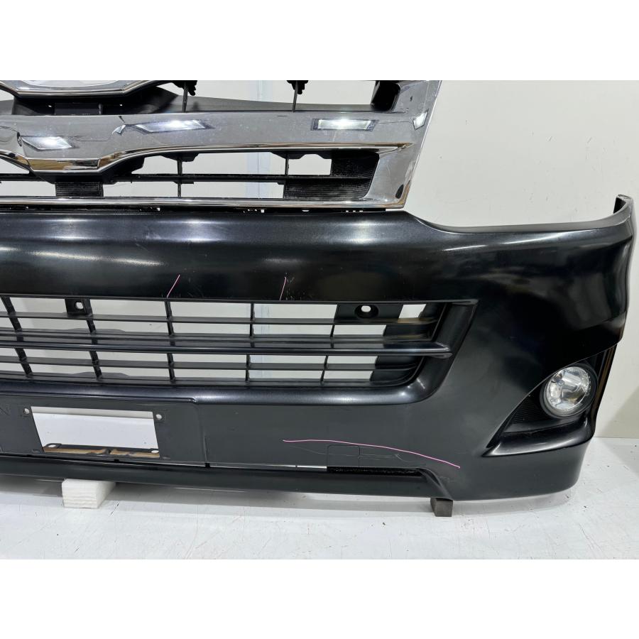 200系 ハイエース 3型 標準 純正フロントバンパー 黒209 52119-26730