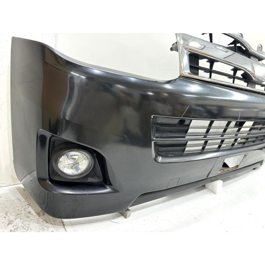 200系 ハイエース 3型 標準 純正フロントバンパー 黒209 52119-26730