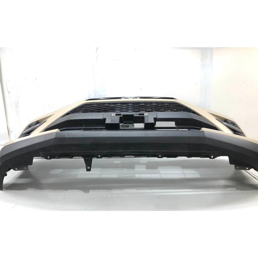 トヨタ ライズ Z A200A 純正 フロントバンパー〈グリル、ガーニッシュ