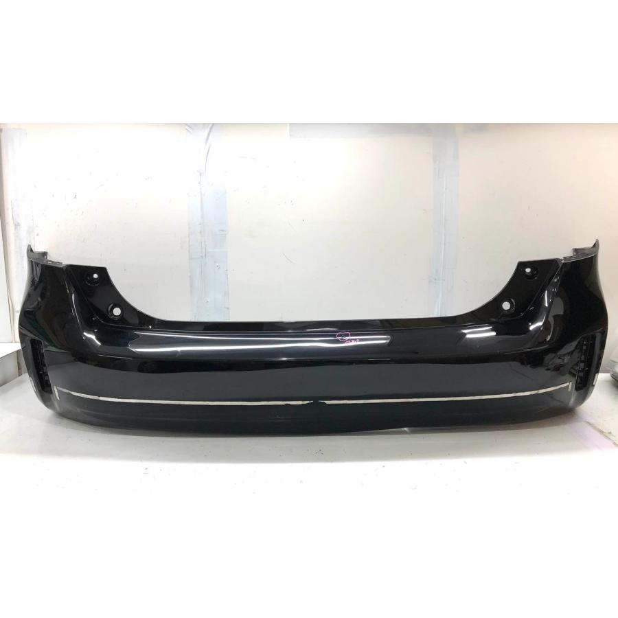 トヨタ プリウスα ZVW40 純正 リアバンパー 52159-47070 ソリッド