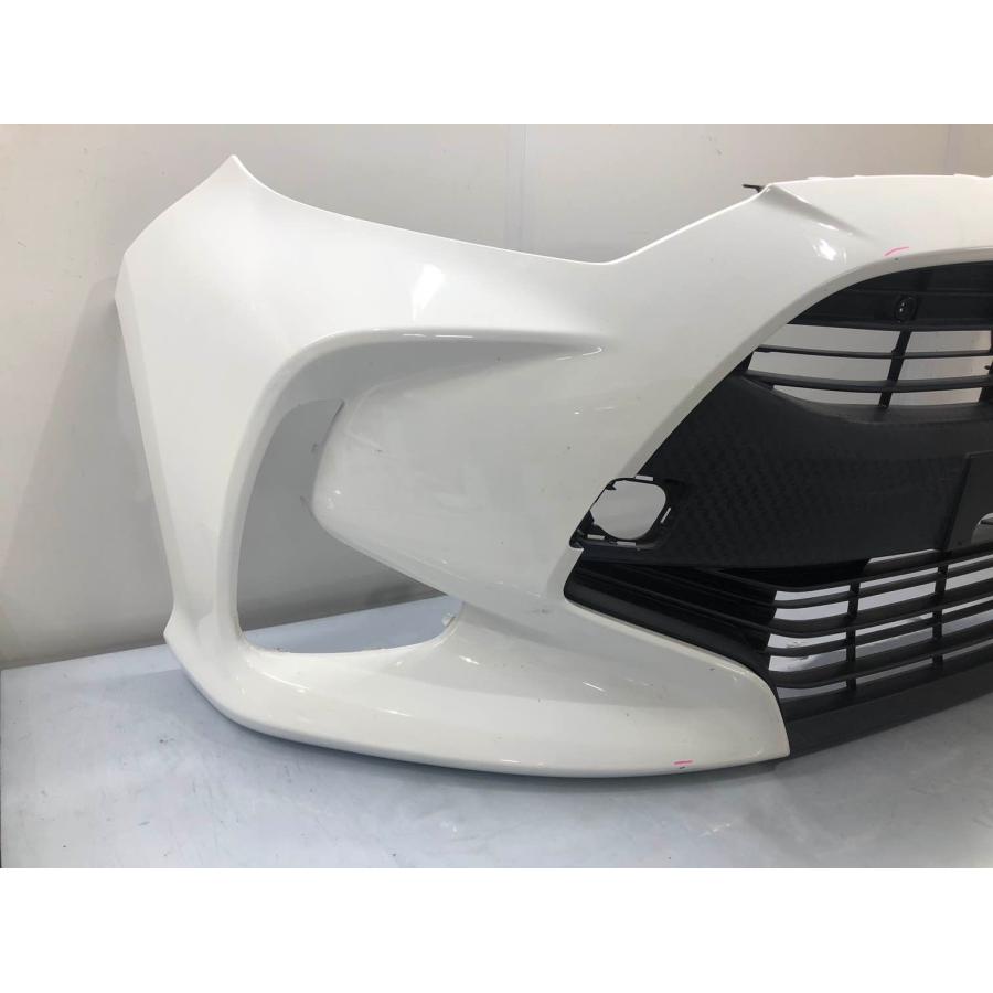 トヨタ ヤリス ハイブリッド MXPH10/MXPH15 前期 純正