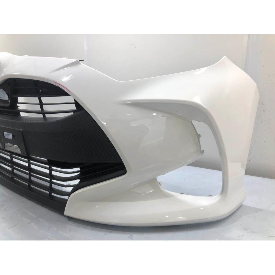 トヨタ ヤリス ハイブリッド MXPH10/MXPH15 前期 純正