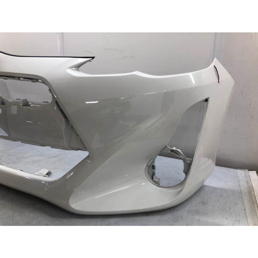 トヨタ アクア NHP10 中期 純正 フロントバンパー 52119-52A10