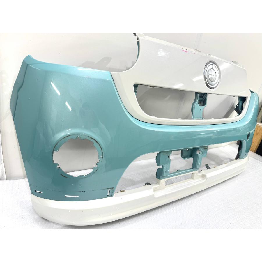 ダイハツ　キャンバス　フロントバンパー　LA810S ムーヴキャンバス LA800S/LA810S 純正フロントバンパー・OPエンブレム