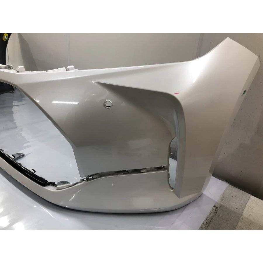 トヨタ クラウン セダン AZSH32/KZSM30 純正 フロントバンパー 52119