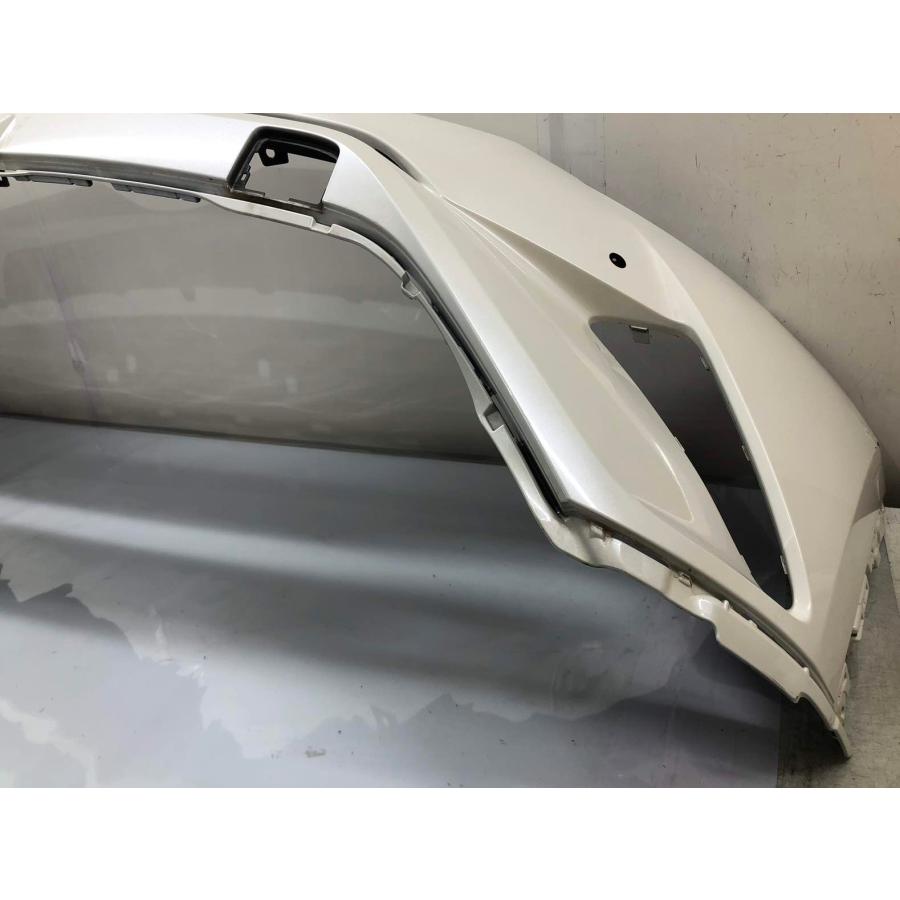 トヨタ C-HR ZYX10/NGX10 前期 純正 フロントバンパー 52119-10410