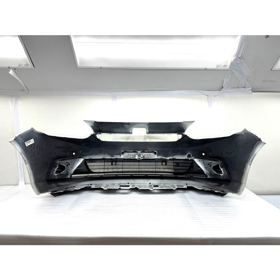 ホンダ フィット GR1/2/3/4 後期 純正 フロントバンパー 71101-TZA