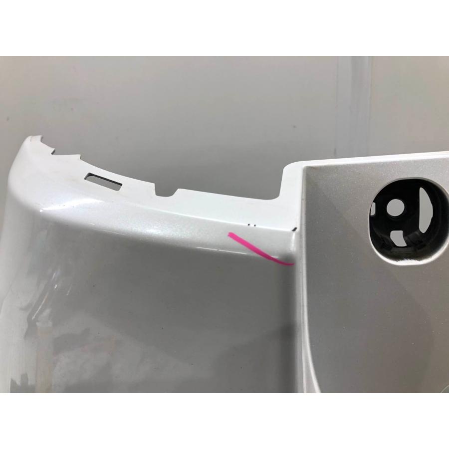 レクサス CT ZWA10 純正 リアバンパー 52159-76070 パール 085（C15