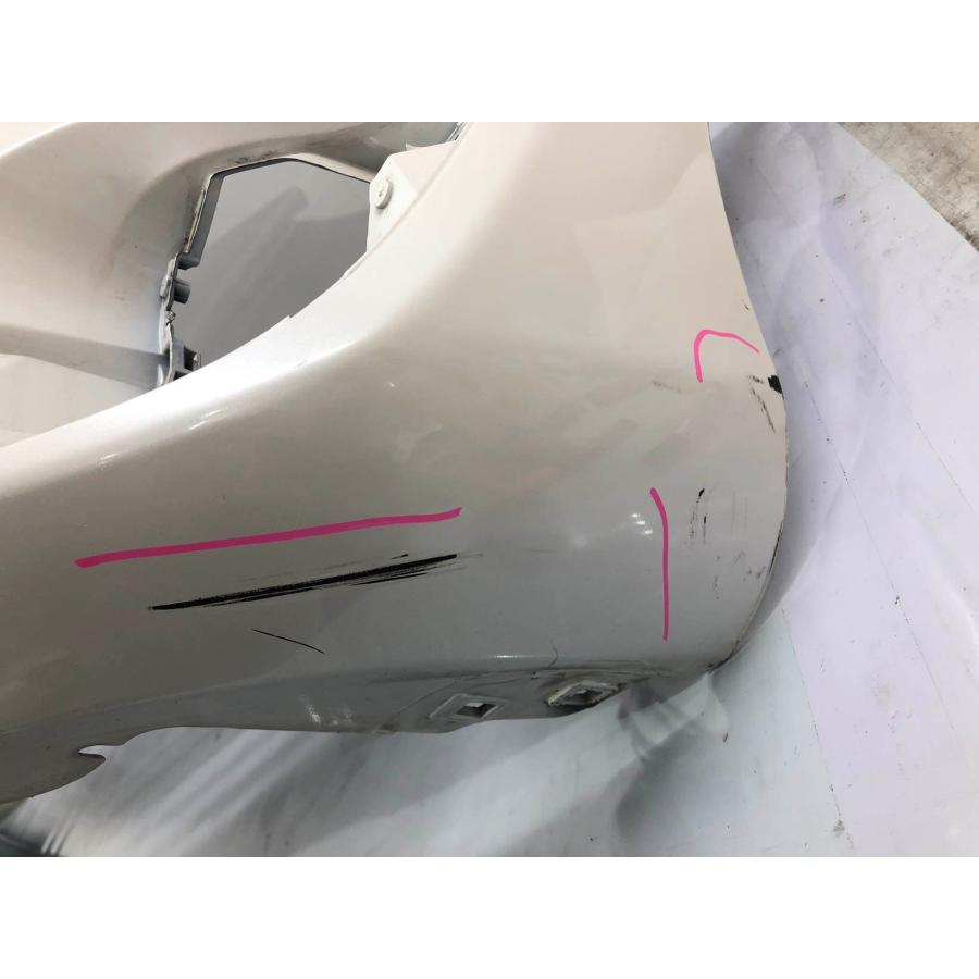 トヨタ シエンタ ハイブリッド NHP170G 前期 純正 フロントバンパー