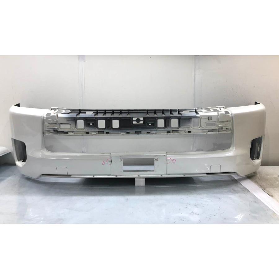 トヨタ ハイエース 200系 4型/5型 ワイド 純正 フロントバンパー 52119