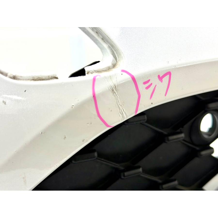 ホンダ ヴェゼル RV3/4/5/6 前期 純正 フロントバンパー 71101-3M0