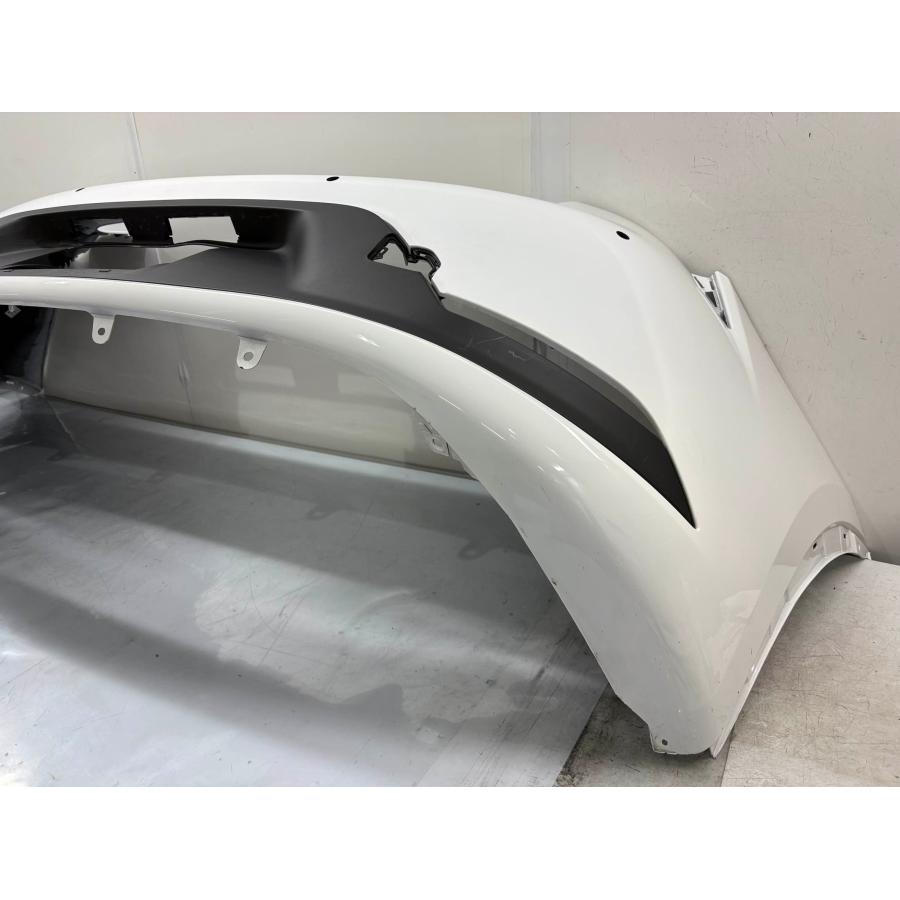 トヨタ プリウス MXWH60/ZVW60 純正 リアバンパー 52159-47230