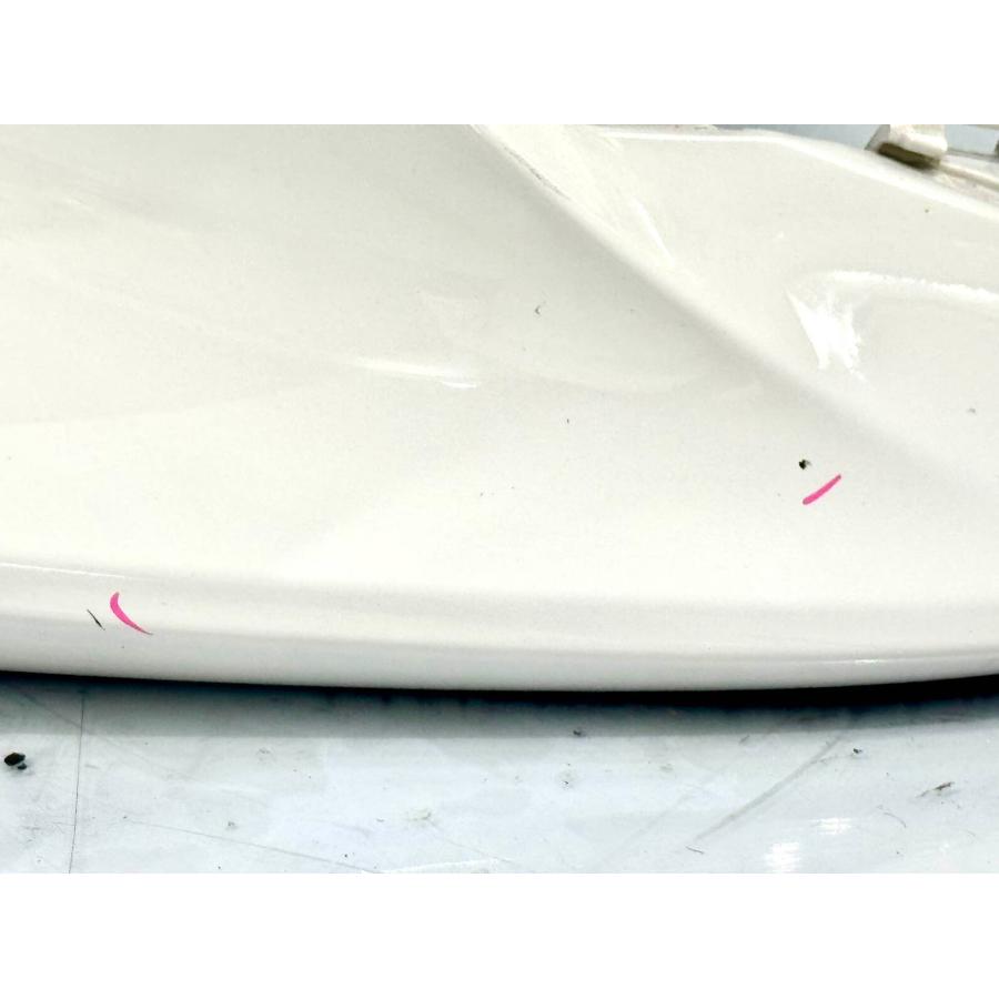 トヨタ アクア NHP10 後期 純正 フロントバンパー 52119-52A60 白