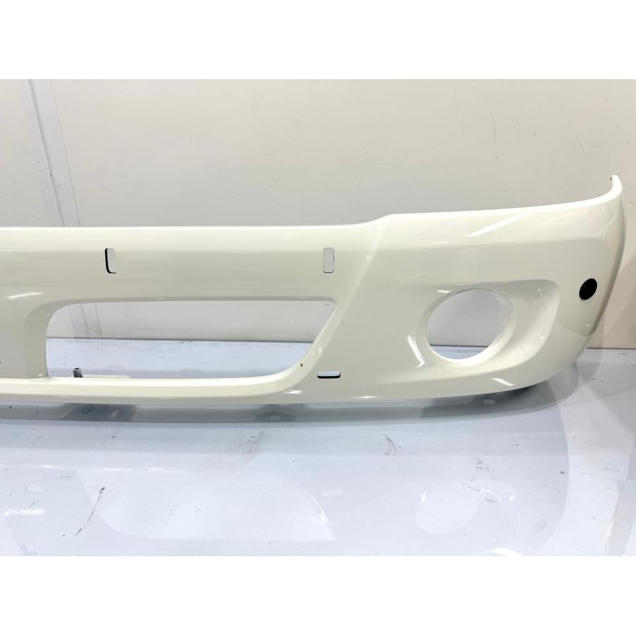 未使用】ダイナ/デュトロ XZU600/XZC600 純正フロントバンパー 白