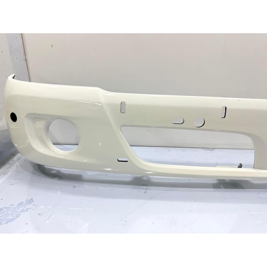 未使用】ダイナ/デュトロ XZU600/XZC600 純正フロントバンパー 白