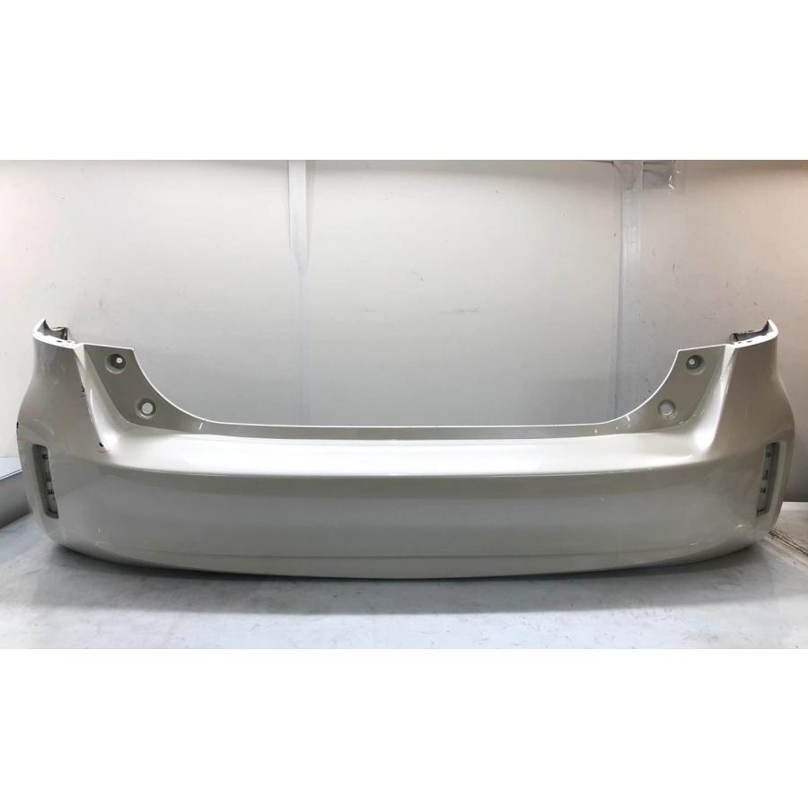 プリウスα ZVW40W 純正リアバンパー 52159-47070 トヨタ プリウスα ZVW40W 純正 リアバンパー 52159-47070 パール（C5