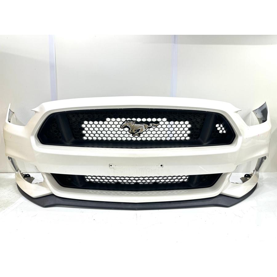 フォード　マスタング　純正パーツ マスタング 2015〜2017 純正フロントバンパー パール （C8-76） : Re