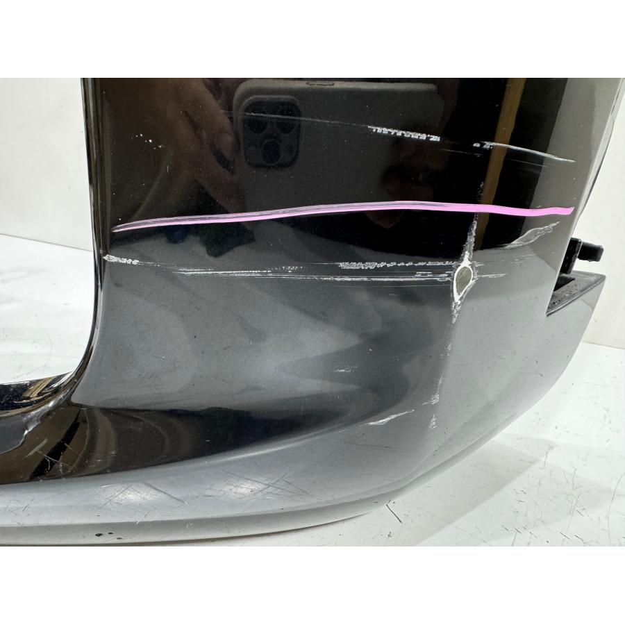 マセラティ/レヴァンテ 純正フロントバンパー 黒メタリッック