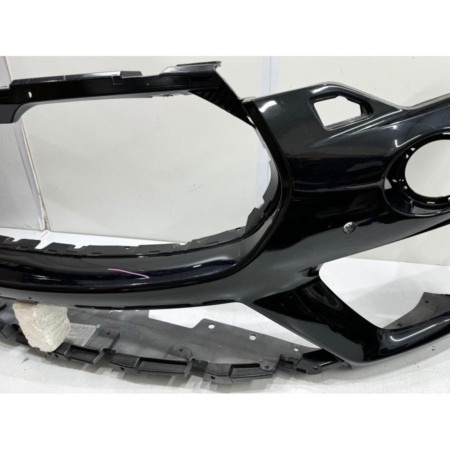 マセラティ/レヴァンテ 純正フロントバンパー 黒メタリッック