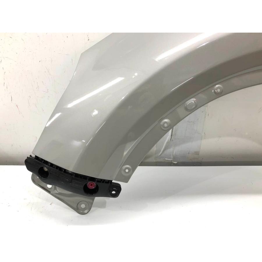 トヨタ ライズ A200A 純正 フェンダー パネル 左 スムースグレー S42