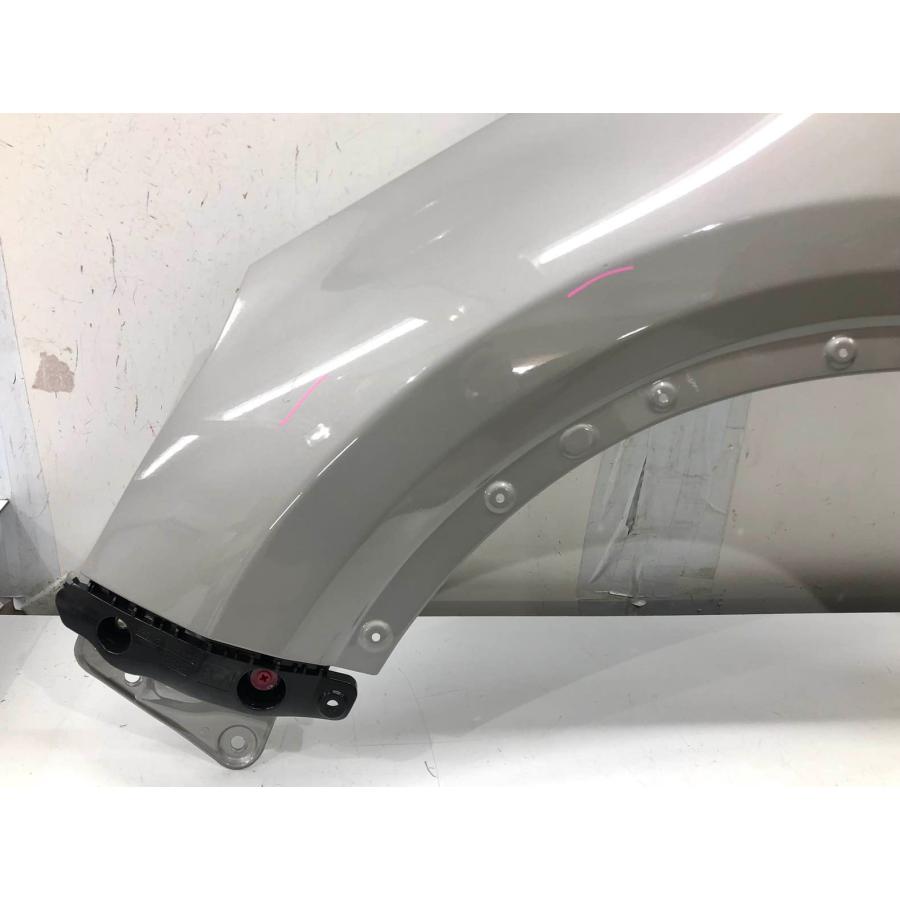 トヨタ ライズ A200A 純正 フェンダー パネル 左 スムースグレー S42