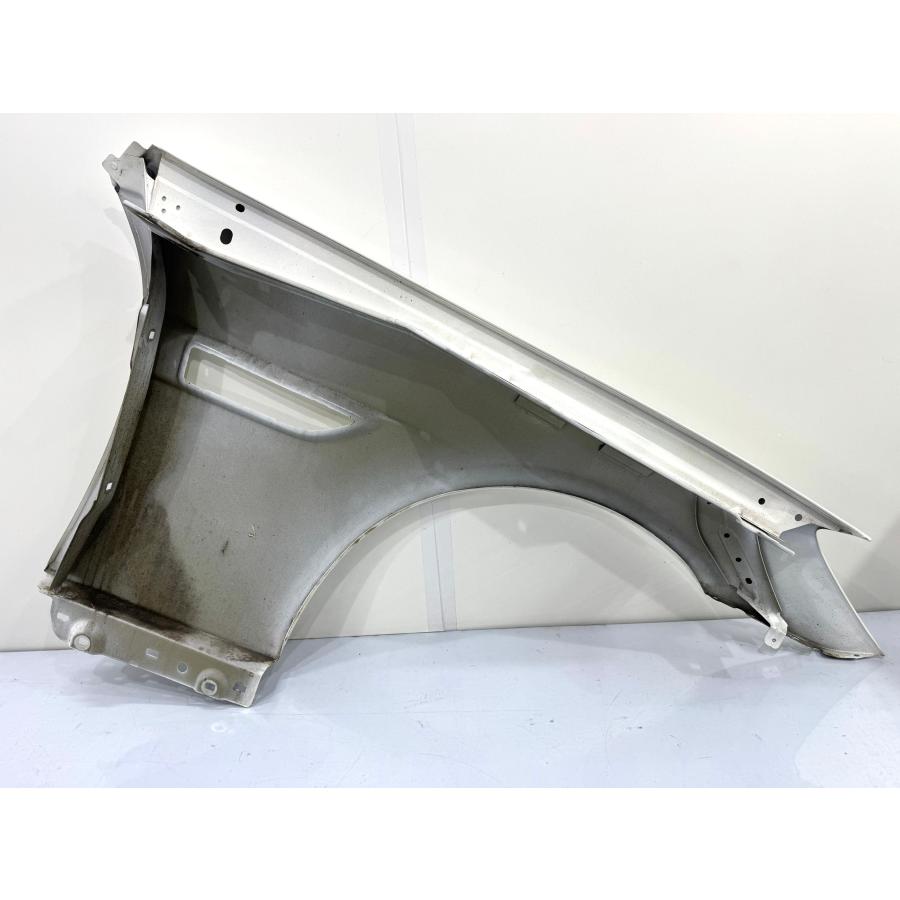 ベンツ R172 SLK 純正フロントフェンダー 左 白ソリッド A1728810301