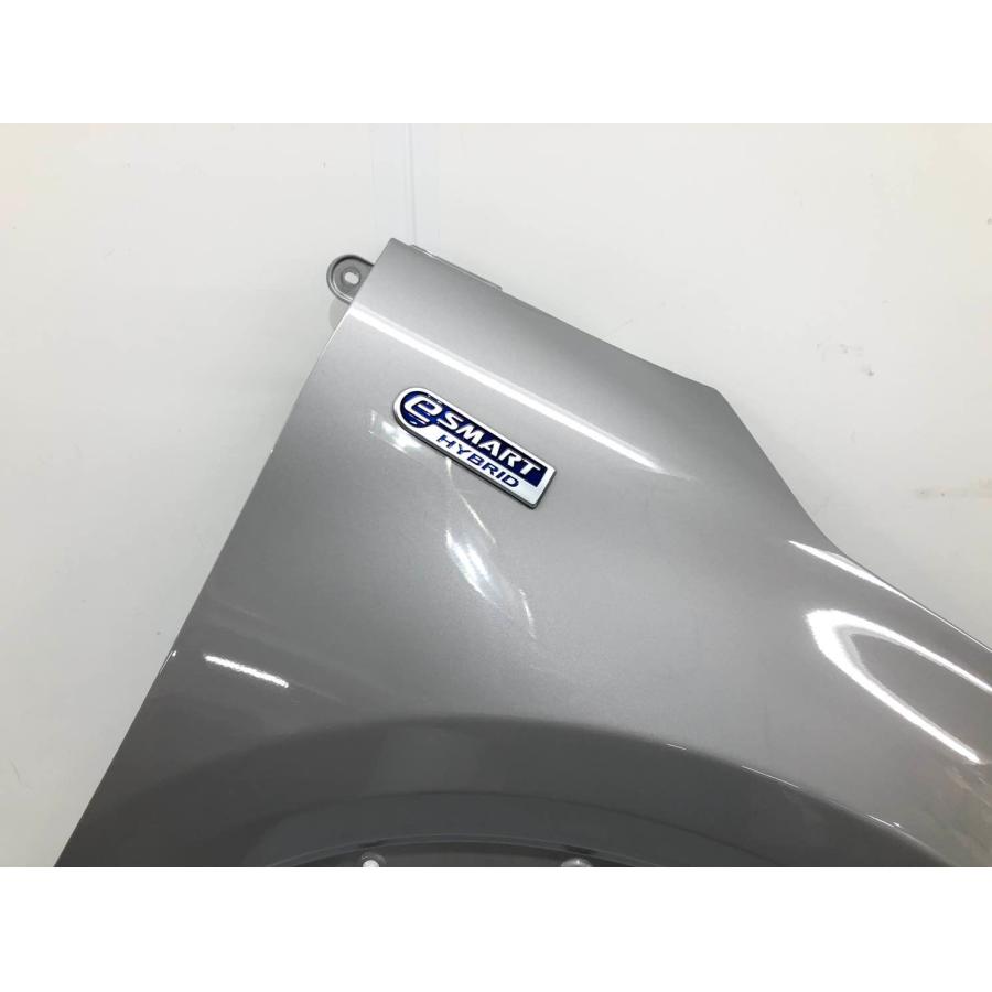 ダイハツ ロッキー ハイブリッド A202S 純正 右 フェンダー パネル