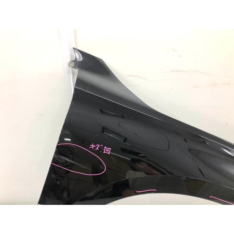 右フェンダーパネル アウディ A3 8Y 純正 右 フェンダー パネル 8Y0821092 ブラックメタ